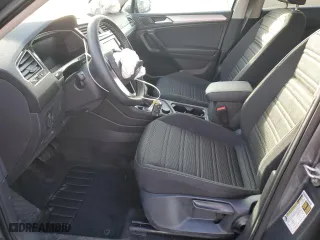 2024 Volkswagen Tiguan S with VIN 3VVFB7AXXRM011592, listed as a Copart auction lot 83038484 with 15,148 mi miles and Salvage Title. Bid and sale history available at carsss.com. Image 7.