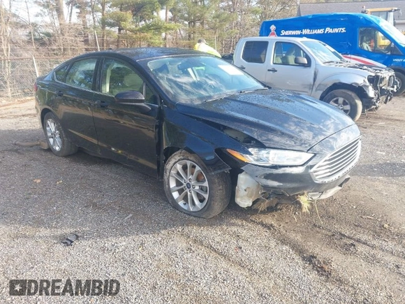 2019 Ford Fusion SE with VIN 3FA6P0HD6KR203724, listed as a IAAI auction lot 41921200 with 95,459 mi miles. Bid and sale history available at carsss.com. Image 1.
