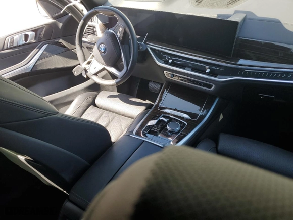 2024 BMW X5 sDrive40i with VIN 5UX13EU00R9S43348, listed as a Copart auction lot 49572065 with 0 mi miles and Salvage Title. Bid and sale history available at carsss.com. Image 8.