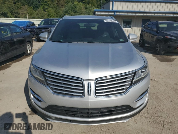 2016 Lincoln MKC Premier with VIN 5LMCJ1D99GUJ08220, listed as a Copart auction lot 69025843 with 140,874 mi miles and . Bid and sale history available at DreamBid. Image 5.