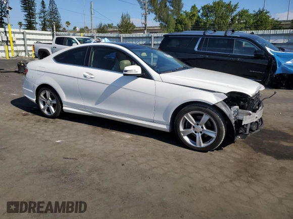 2014 Mercedes-Benz C 250 with VIN WDDGJ4HB7EG291559, listed as a Copart auction lot 51951685 with 72,773 mi miles and Salvage Title. Bid and sale history available at DreamBid. Image 4.