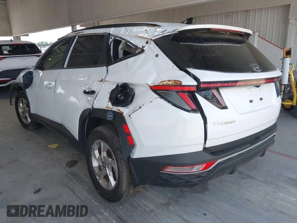 2023 Hyundai Tucson SEL z VIN KM8JBCAE8PU246450, wystawiony jako IAAI lot #42367159 z przebiegiem 20 449 mil mil oraz . Historia ofert i sprzedaży dostępna na DreamBid. Obrazek 3.