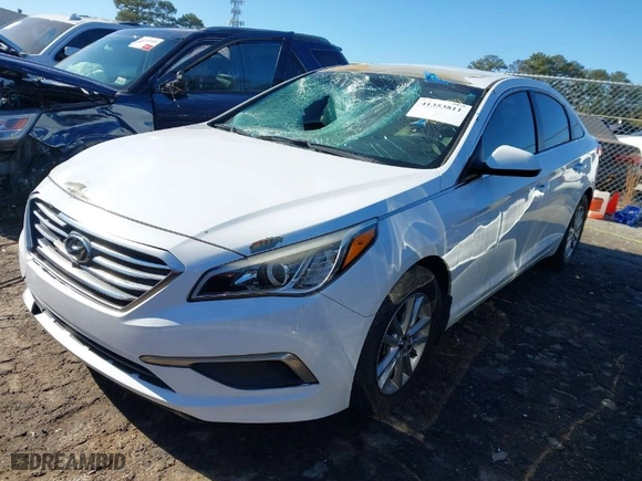 2016 Hyundai Sonata 2.4L SE with VIN 5NPE24AF7GH326093, listed as a IAAI auction lot 41353811 with 112,263 mi miles. Bid and sale history available at carsss.com. Image 2.