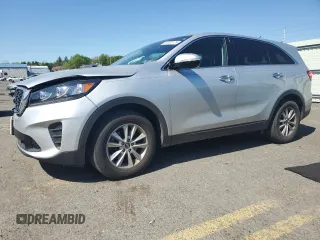 2020 Kia Sorento LX z VIN 5XYPG4A30LG698408, wystawiony jako Copart lot #55020175 z przebiegiem 52 699 mil mil oraz Szkoda całkowita • Salvage title. Historia ofert i sprzedaży dostępna na DreamBid. Obrazek 1.