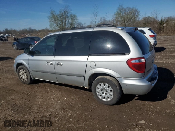 2007 Chrysler Town & Country SWB with VIN 1A4GJ45R17B157622, listed as a Copart auction lot 51040395 with 157,075 mi miles and Salvage Title. Bid and sale history available at carsss.com. Image 2.