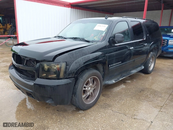 2007 Chevrolet Suburban LTZ with VIN 3GNFC16067G211277, listed as a IAAI auction lot 41862926 with 234,124 mi miles. Bid and sale history available at carsss.com. Image 2.