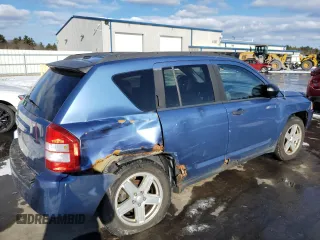 2007 Jeep Compass Sport with VIN 1J8FF47W87D210173, listed as a Copart auction lot 88045195 with 210,376 mi miles and Salvage Title. Bid and sale history available at carsss.com. Image 3.