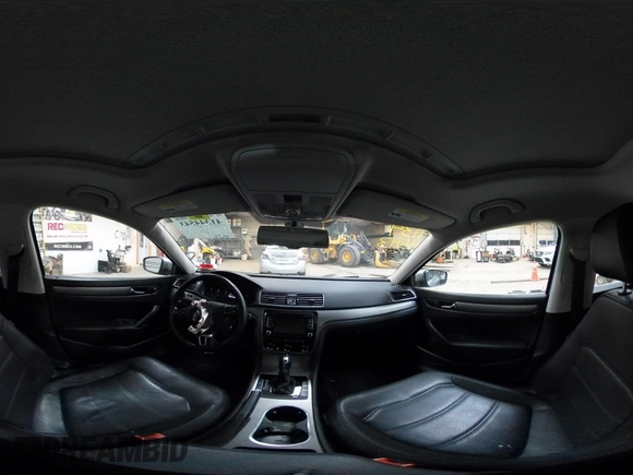 2014 Volkswagen Passat SE z VIN 1VWBT7A31EC102802, wystawiony jako IAAI lot #41344543 z przebiegiem 106 758 mil mil oraz . Historia ofert i sprzedaży dostępna na DreamBid. Obrazek 18.