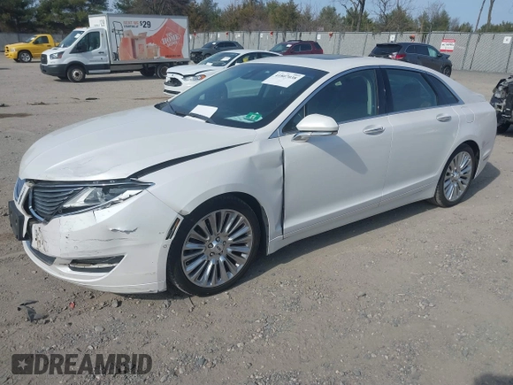 2016 Lincoln MKZ with VIN 3LN6L2J91GR620193, listed as a IAAI auction lot 41807038 with 61,235 mi miles. Bid and sale history available at carsss.com. Image 2.