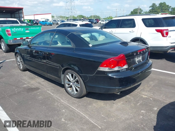 2010 Volvo C70 z VIN YV1672MC3AJ092362, wystawiony jako IAAI lot #42536725 z przebiegiem 79 474 mil mil oraz . Historia ofert i sprzedaży dostępna na DreamBid. Obrazek 3.