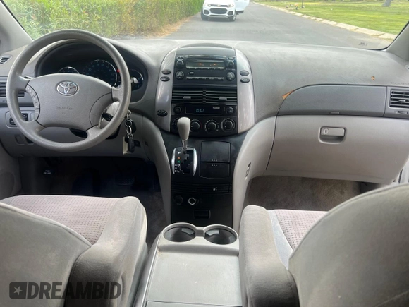 2006 Toyota Sienna CE with VIN 5TDZA23C76S494191, listed as a Copart auction lot 55898435 with 130,841 mi miles and Clean Title. Bid and sale history available at DreamBid. Image 9.
