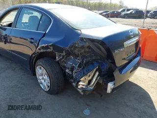 2011 Nissan Altima 2.5 S with VIN 1N4AL2AP4BN449311, listed as a IAAI auction lot 41996031 with 220,332 mi miles. Bid and sale history available at carsss.com. Image 6.