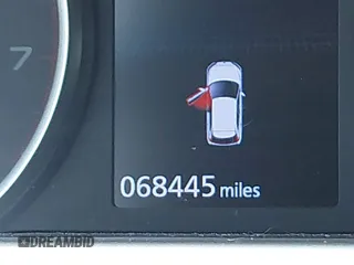 2020 Mitsubishi Eclipse Cross ES z VIN JA4AS3AA3LZ023452, wystawiony jako IAAI lot #41398847 z przebiegiem 68 445 mil mil oraz . Historia ofert i sprzedaży dostępna na DreamBid. Obrazek 7.