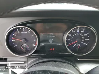 2024 Kia Carnival LX with VIN KNDNB4H3XR6344581, listed as a Copart auction lot 82281364 with 17,140 mi miles and Salvage Title. Bid and sale history available at carsss.com. Image 9.
