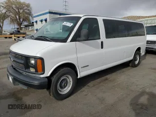 2002 Chevrolet Express with VIN 1GAHG39R921201628, listed as a Copart auction lot 52041725 with 72,472 mi miles and Clean Title. Bid and sale history available at carsss.com. Image 1.