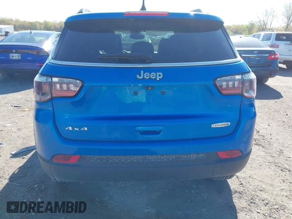 2022 Jeep Compass Latitude Lux with VIN 3C4NJDFBXNT129487, listed as a IAAI auction lot 42127106 with 18,360 mi miles and . Bid and sale history available at DreamBid. Image 16.