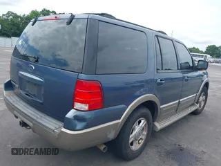 2004 Ford Expedition Eddie Bauer z VIN 1FMFU17L34LA52405, wystawiony jako IAAI lot #42471555 z przebiegiem 349 322 mil mil oraz . Historia ofert i sprzedaży dostępna na DreamBid. Obrazek 4.