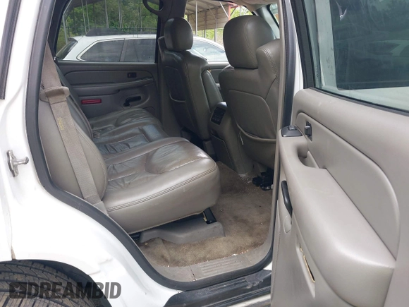 2005 GMC Yukon SLT z VIN 1GKEC13T75R114660, wystawiony jako IAAI lot #42223845 z przebiegiem 199 064 mil mil oraz . Historia ofert i sprzedaży dostępna na DreamBid. Obrazek 8.