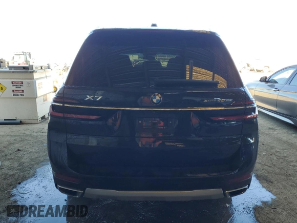 2025 BMW X7 xDrive40i with VIN 5UX23EM08S9X05620, listed as a Copart auction lot 50424435 with 21,354 mi miles and Clean Title. Bid and sale history available at carsss.com. Image 6.