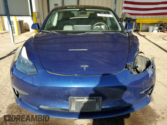 2022 Tesla Model 3 with VIN 5YJ3E1EA9NF288499, listed as a Copart auction lot 52202955 with 86,372 mi miles and Clean Title. Bid and sale history available at DreamBid. Image 5.