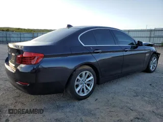 2015 BMW 5 Series 528i xDrive with VIN WBA5A7C58FG143147, listed as a Copart auction lot 52850195 with 130,528 mi miles and Salvage Title. Bid and sale history available at carsss.com. Image 3.