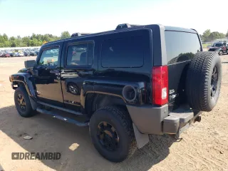 2007 Hummer H3 SUV with VIN 5GTDN13E178242106, listed as a Copart auction lot 68897714 with 187,762 mi miles and Clean Title. Bid and sale history available at DreamBid. Image 2.
