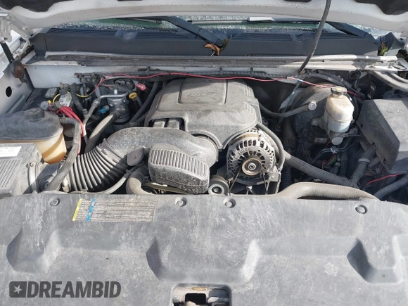 2007 Chevrolet Silverado 1500 1LT with VIN 2GCEK19J671724422, listed as a IAAI auction lot 41277843 with 111,802 mi miles and . Bid and sale history available at DreamBid. Image 10.