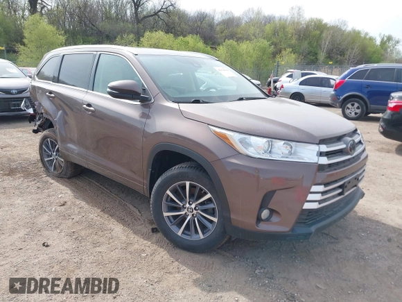 2017 Toyota Highlander XLE with VIN 5TDJZRFH4HS483304, listed as a IAAI auction lot 42134994 with 115,322 mi miles and . Bid and sale history available at DreamBid. Image 1.