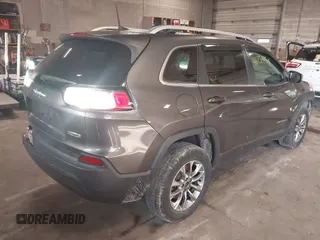 2019 Jeep Cherokee Latitude Plus with VIN 1C4PJMLB1KD139940, listed as a IAAI auction lot 41754134 with 113,237 mi miles. Bid and sale history available at carsss.com. Image 4.