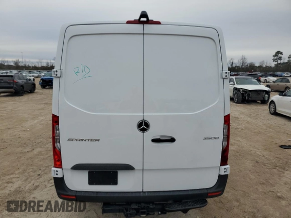 2024 Mercedes-Benz Sprinter Cargo with VIN W1Y4KBHY1RT188908, listed as a Copart auction lot 46227725 with 4,828 mi miles and Non Repairable. Bid and sale history available at carsss.com. Image 6.