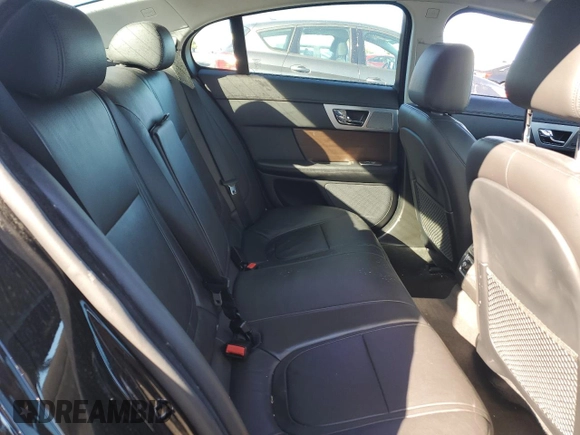 2015 Jaguar XF I4 T Premium with VIN SAJWA0FS1FPU87646, listed as a Copart auction lot 78541354 with 49,688 mi miles and Salvage Title. Bid and sale history available at carsss.com. Image 10.