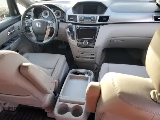 2017 Honda Odyssey Touring с VIN 5FNRL5H9XHB001121, выставлен на аукционе Copart как лот 81855504 с пробегом Не указан миль и Списание • Salvage title. История ставок и продаж доступна на DreamBid. Изображение 8.
