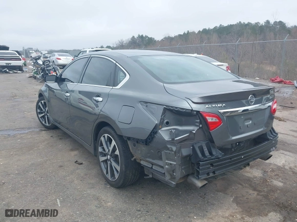 2016 Nissan Altima 3.5 SL with VIN 1N4BL3AP7GC276722, listed as a IAAI auction lot 41388100 with 154,182 mi miles. Bid and sale history available at carsss.com. Image 3.