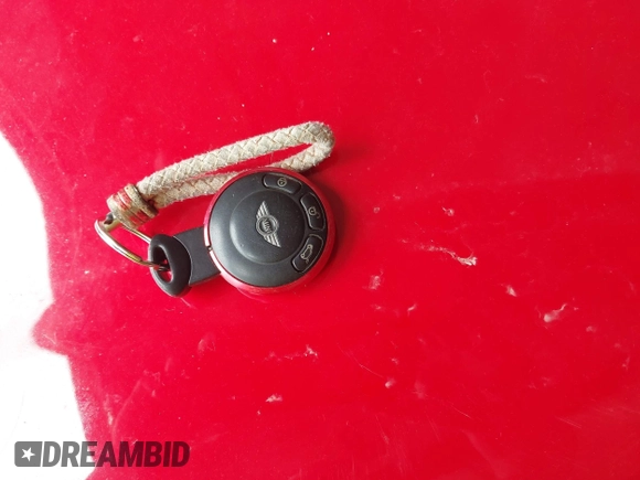 2011 MINI Hardtop S с VIN WMWSV3C53BTY21966, выставлен на аукционе IAAI как лот 42488361 с пробегом 114 029 миль миль и . История ставок и продаж доступна на DreamBid. Изображение 11.