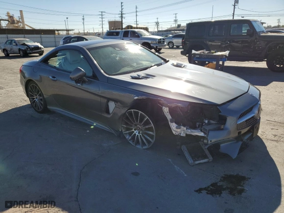 2019 Mercedes-Benz SL-Class SL 550 with VIN WDDJK7DAXKF055166, listed as a Copart auction lot 82319004 with 61,282 mi miles and Salvage Title. Bid and sale history available at carsss.com. Image 4.