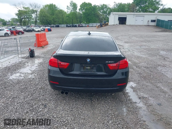2017 BMW 4 Series 430i z VIN WBA4F7C50HG786608, wystawiony jako IAAI lot #42125231 z przebiegiem 111 665 mil mil oraz . Historia ofert i sprzedaży dostępna na DreamBid. Obrazek 16.