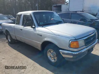 1995 Ford Ranger Splash with VIN 1FTCR14U8STA32847, listed as a IAAI auction lot 42109803 with 155,878 mi miles. Bid and sale history available at carsss.com. Image 1.