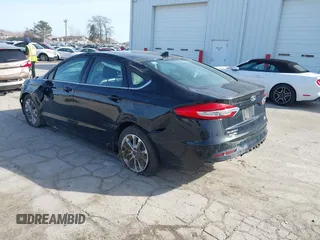 2020 Ford Fusion SE with VIN 3FA6P0HD8LR231106, listed as a IAAI auction lot 41755846 with 34,677 mi miles. Bid and sale history available at carsss.com. Image 3.