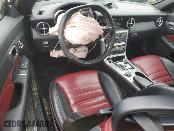 2017 Mercedes-Benz SLC 43 AMG с VIN WDDPK6GA5HF130025, выставлен на аукционе Copart как лот 44653215 с пробегом 56 895 миль миль и Списание • Salvage title. История ставок и продаж доступна на DreamBid. Изображение 8.