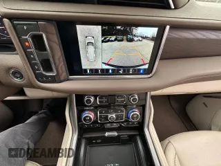 2022 GMC Yukon XL Denali with VIN 1GKS2JKL9NR364134, listed as a Copart auction lot 54078255 with 5,967 mi miles and Clean Title. Bid and sale history available at carsss.com. Image 13.