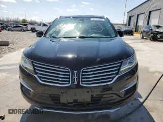 2017 Lincoln MKC Select z VIN 5LMCJ2C94HUL12397, wystawiony jako Copart lot #52174715 z przebiegiem 151 776 mil mil oraz Szkoda całkowita • Salvage title. Historia ofert i sprzedaży dostępna na DreamBid. Obrazek 5.