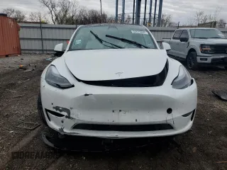 2022 Tesla Model Y Performance with VIN 7SAYGDEF1NF403693, listed as a Copart auction lot 53575845 with 34,302 mi miles and Salvage title. Bid and sale history available at DreamBid. Image 5.