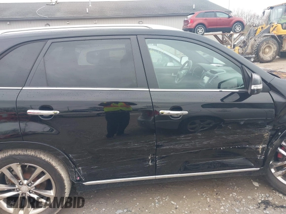2014 Kia Sorento SX with VIN 5XYKW4A76EG549679, listed as a IAAI auction lot 41916294 with 146,566 mi miles. Bid and sale history available at carsss.com. Image 13.