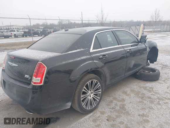 2013 Chrysler 300 with VIN 2C3CCABT7DH652797, listed as a IAAI auction lot 41602405 with 203,920 mi miles. Bid and sale history available at carsss.com. Image 4.