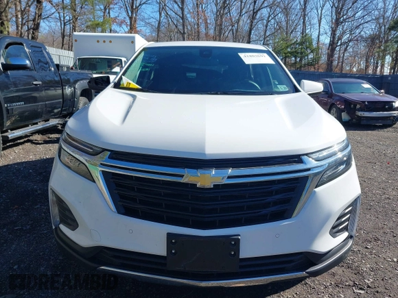 2024 Chevrolet Equinox LT with VIN 3GNAXUEG5RL314862, listed as a IAAI auction lot 41803691 with 13,841 mi miles. Bid and sale history available at carsss.com. Image 12.