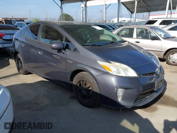 2014 Toyota Prius Four with VIN JTDKN3DUXE1771415, listed as a IAAI auction lot 42066546 with 218,535 mi miles. Bid and sale history available at carsss.com. Image 1.