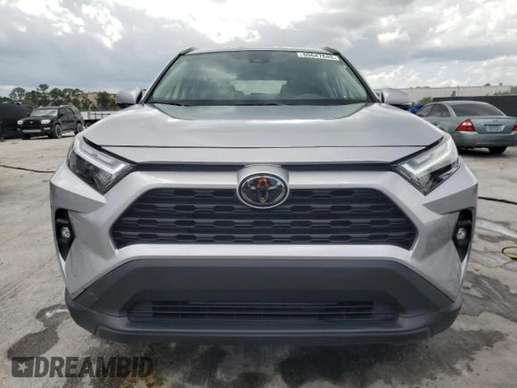 2024 Toyota RAV4 XLE Premium with VIN 2T3C1RFV7RC274727, listed as a Copart auction lot 60647645 with 21,390 mi miles and Salvage title. Bid and sale history available at DreamBid. Image 5.