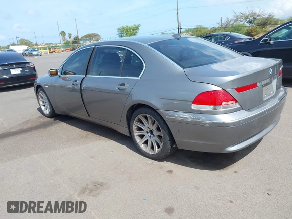 2002 BMW 7 Series 745Li с VIN WBAGN63492DR07257, выставлен на аукционе IAAI как лот 42110565 с пробегом Не указан миль и . История ставок и продаж доступна на DreamBid. Изображение 3.