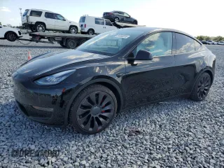 2020 Tesla Model Y Long Range z VIN 5YJYGDEF1LF049782, wystawiony jako Copart lot #54586815 z przebiegiem 22 642 mil mil oraz Szkoda całkowita • Salvage title. Historia ofert i sprzedaży dostępna na DreamBid. Obrazek 1.