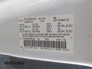 2005 Dodge Dakota SLT with VIN 1D7HW48K05S201235, listed as a IAAI auction lot 41395005 with 204,306 mi miles and . Bid and sale history available at carsss.com. Image 9.